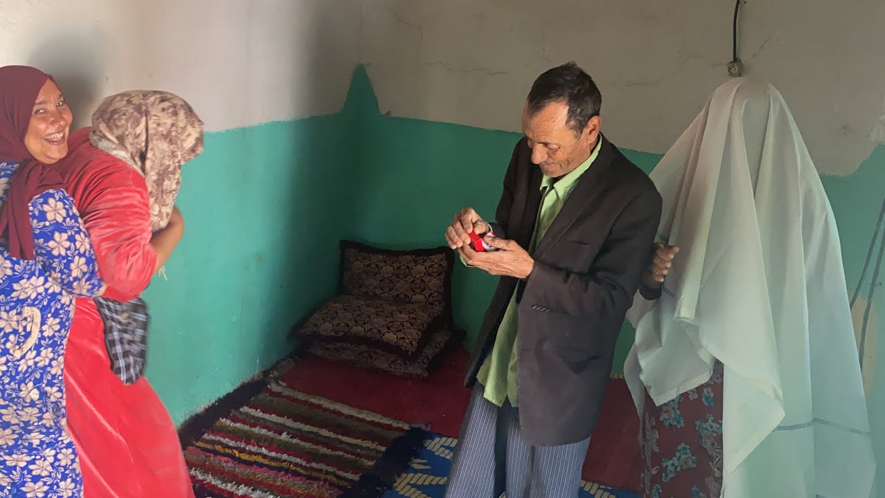 العروسة 👰‍♂️ بداك شي لي جاها وافقات وبالخاتم💍 ديال زواج فرحات ودادا من عاودش ليكم شنو عملات🤣🤣🤣