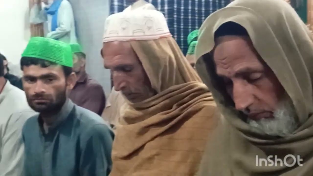 سورہ قدر تلاوت ترجمہ تفسیر۔بے شک ہم نے اسے شب قدر میں اتارا ۔