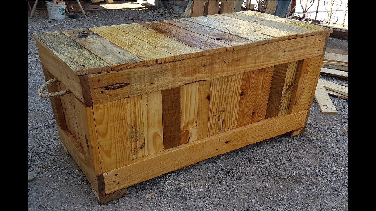 baul realizado con pallets palets tarimas HD 720p