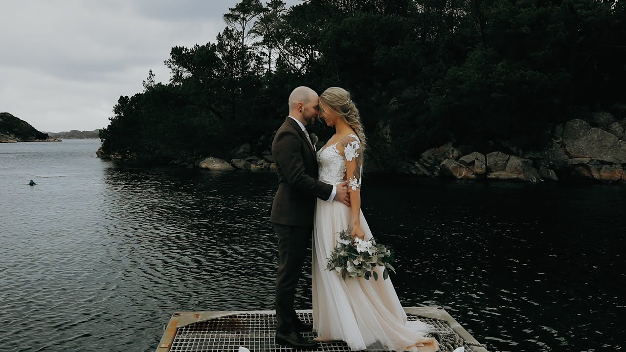 Langøy Kystgård Bryllupsfilm // Sandra + Ruben Autumn Wedding