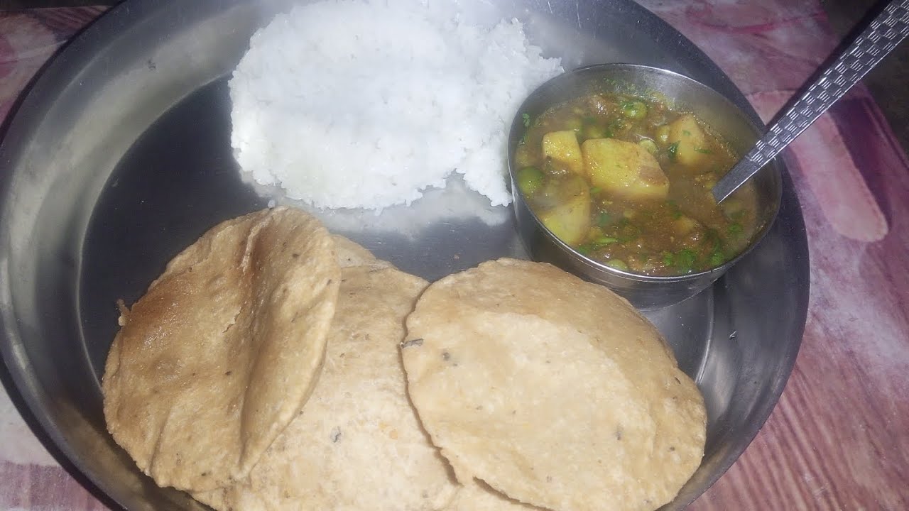 Allo matar tamatar ki chatpati sabji ke se grama garm arhar ki da ki puri