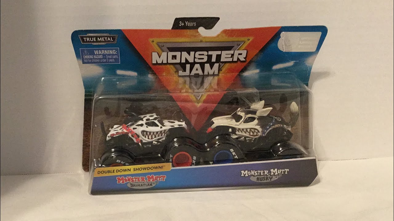 Monster Mutt Dalmatian Vs Monster Mutt Husky( Doubledown Showdown ) Review ( SpinMaster MonsterJam )