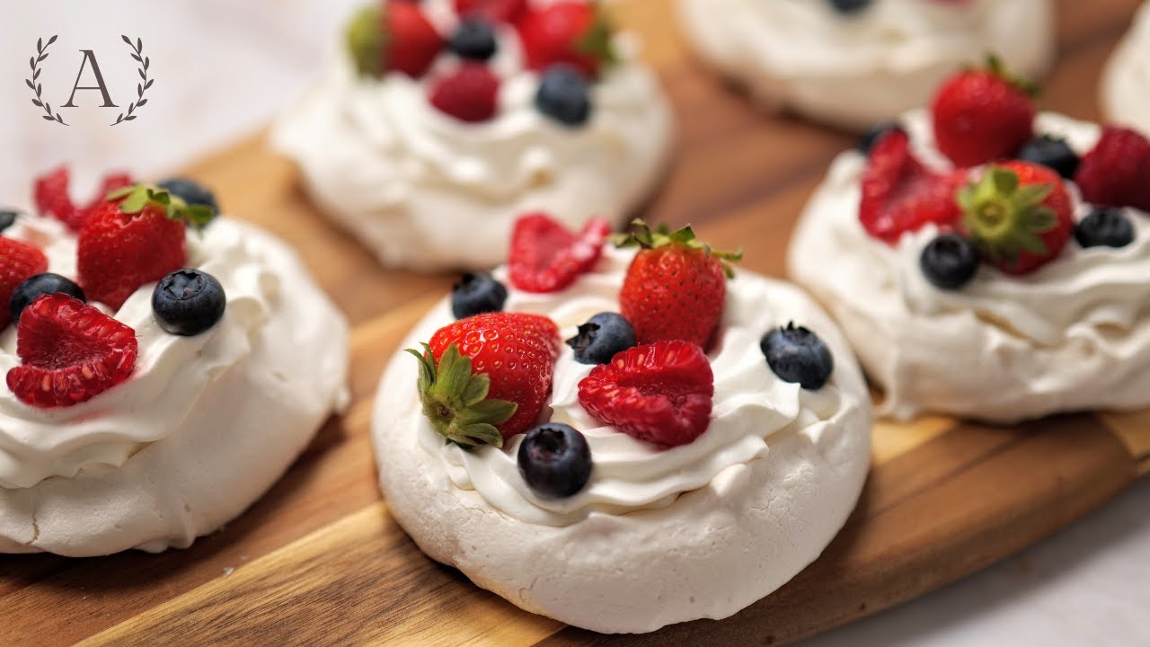 Pavlova Meringue Recipe | Vegan