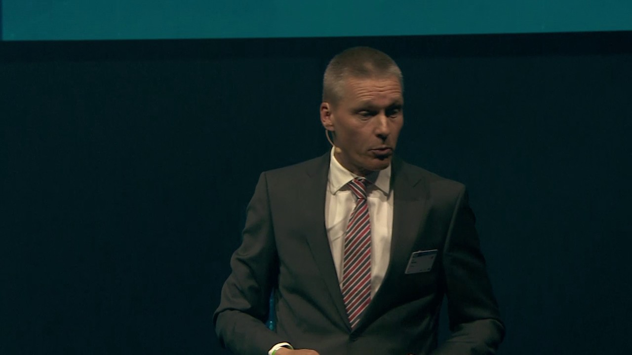 B20 Summit Dr. Jan Mrosik: Connecting the virtual with the real world