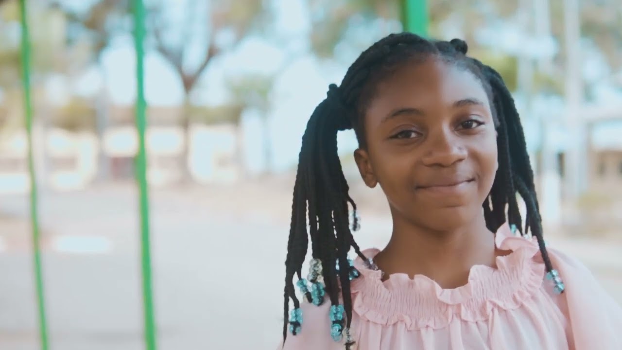 Sharon Rose et Rebecca Kitoko_l'identité ( Clip officiel )