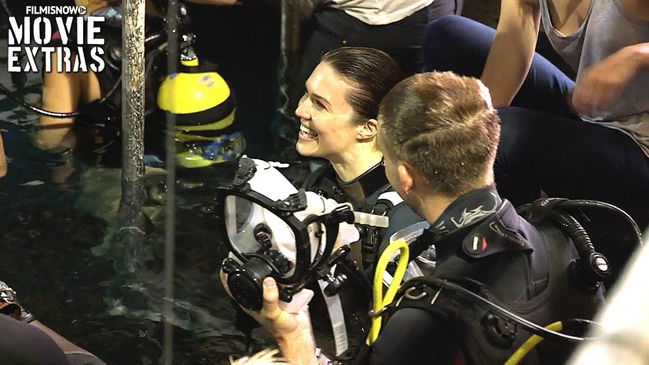 Go Behind the Scenes of 47 Meters Down (2017)