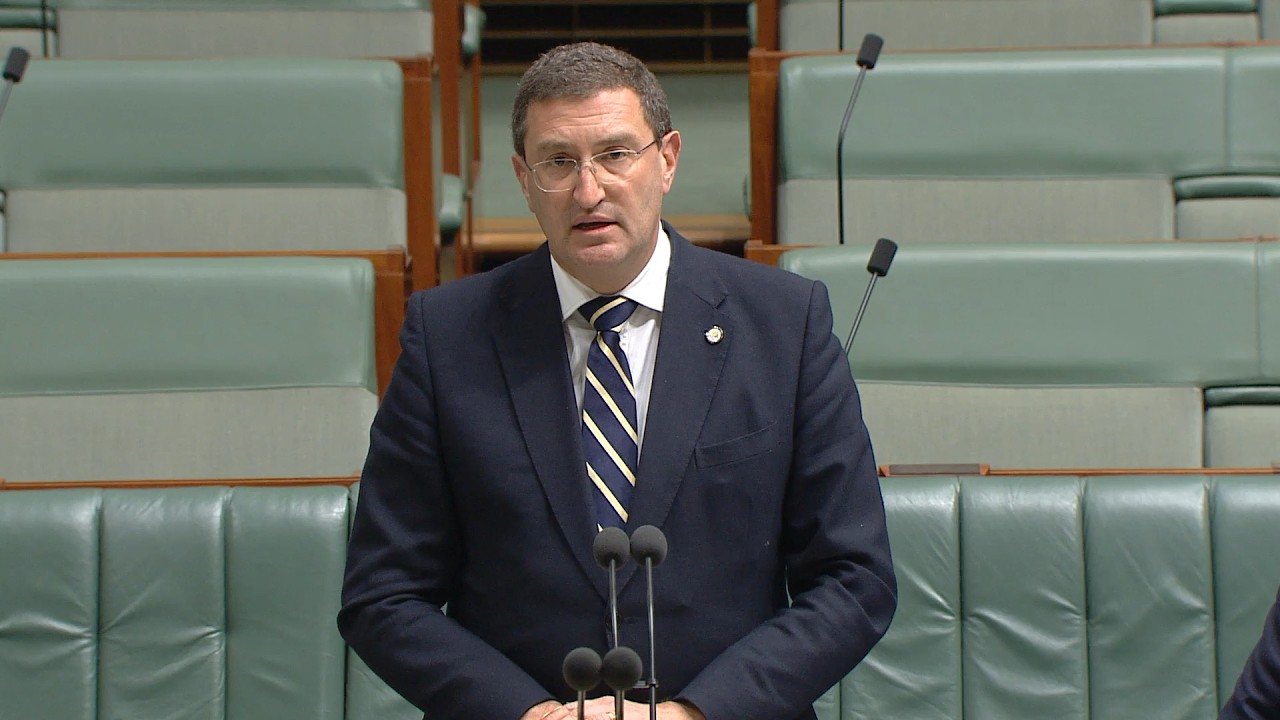 Julian Leeser MP | Rethinking Group Assignments