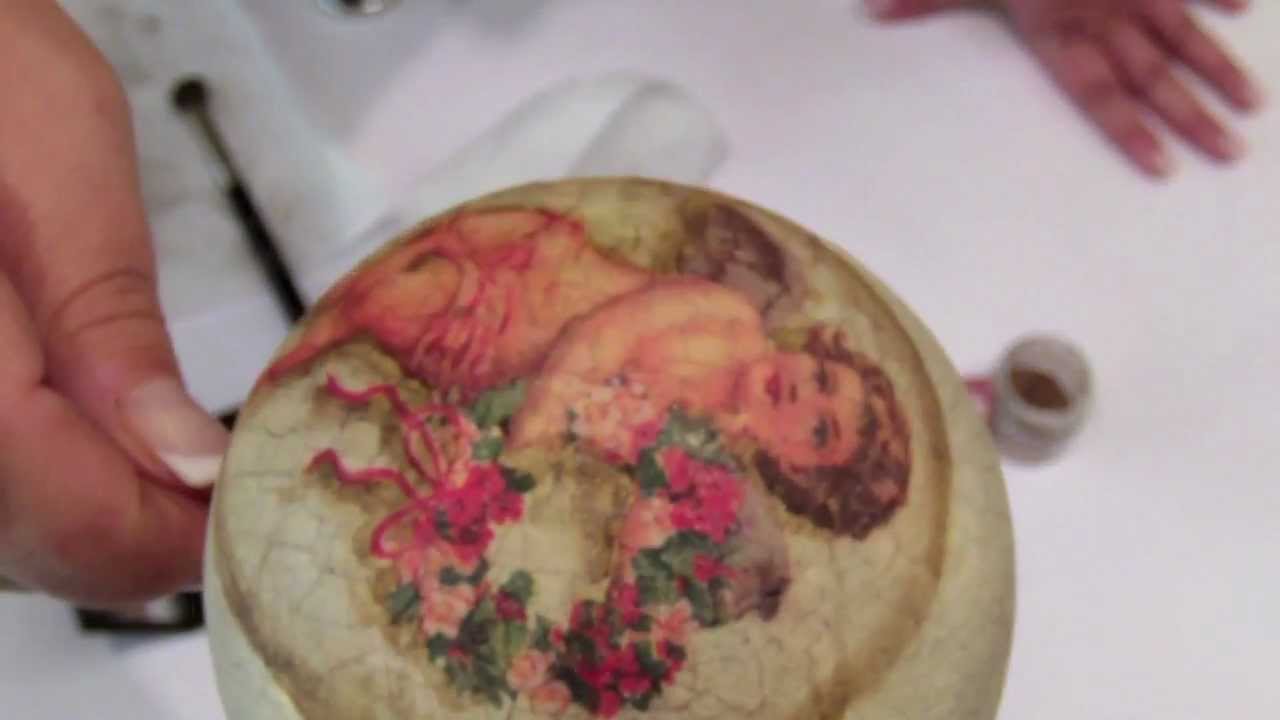 Decoupage krok po kroku - bombka z aniołkiem