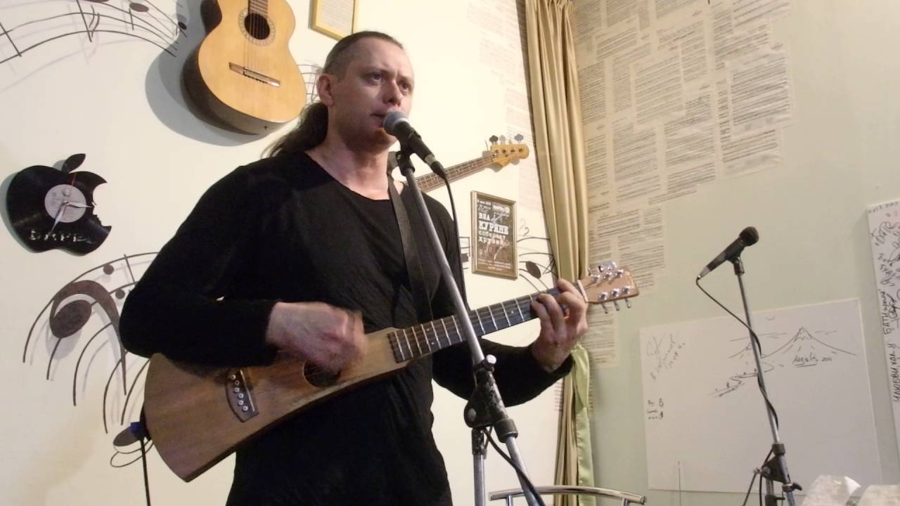 Михаил Елизаров. 