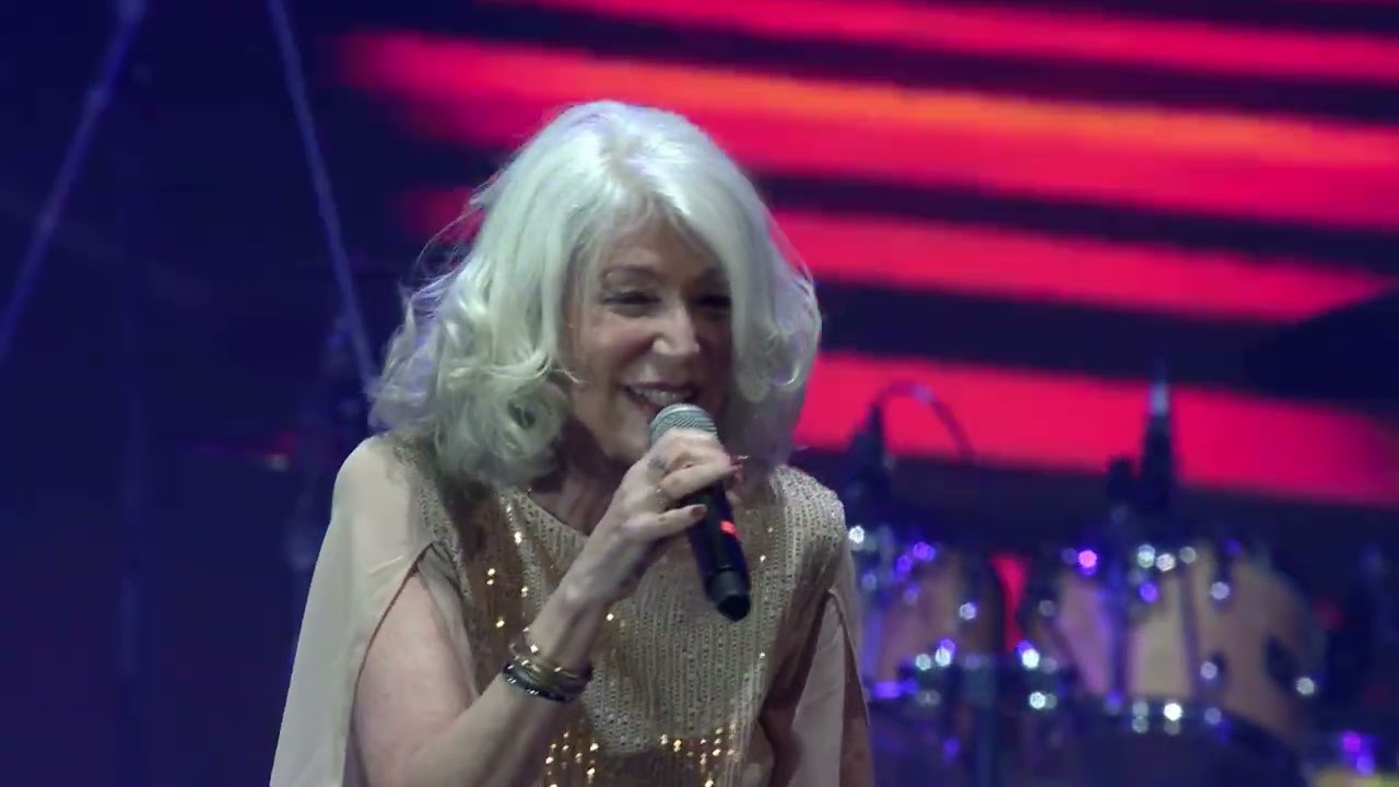 Linda Jo Rizzo - You're My First, You're My Last (Live at Arena Retro Party # 6 Budapest, Hungary)