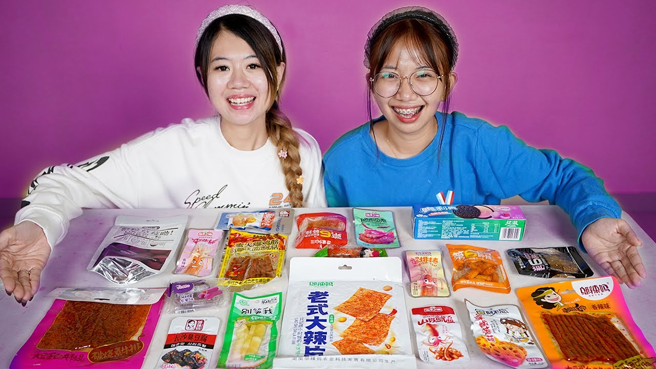 NYOBAIN SNACK-SNACK CHINA!! ENAK GAK YA??