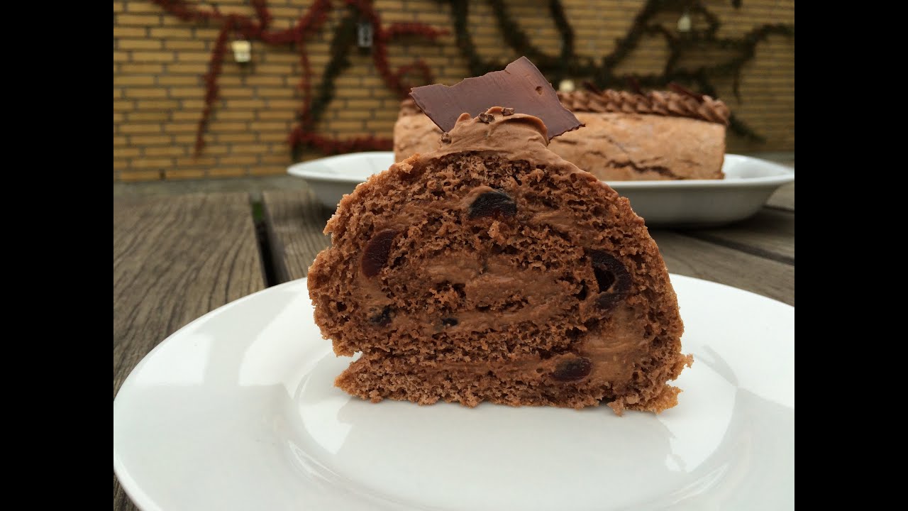 Chokoladeroulade med Amarena kirseb&aelig;r