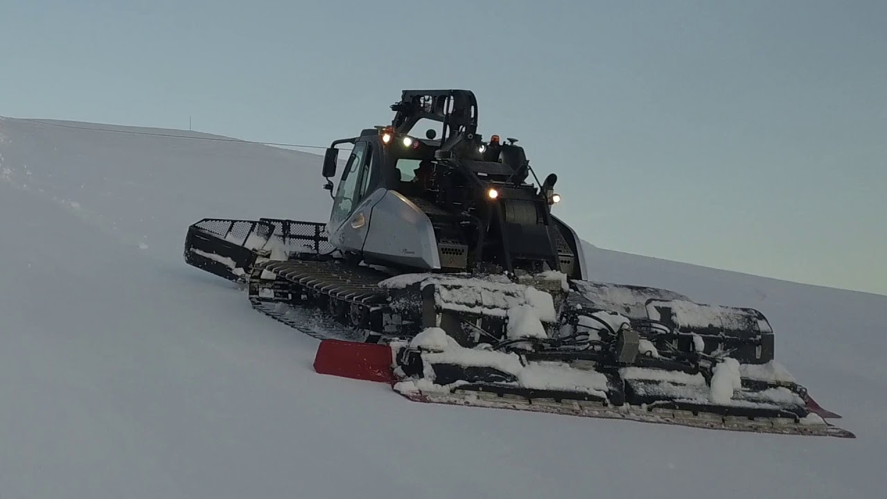snow grooming Val D'isère with prinoth