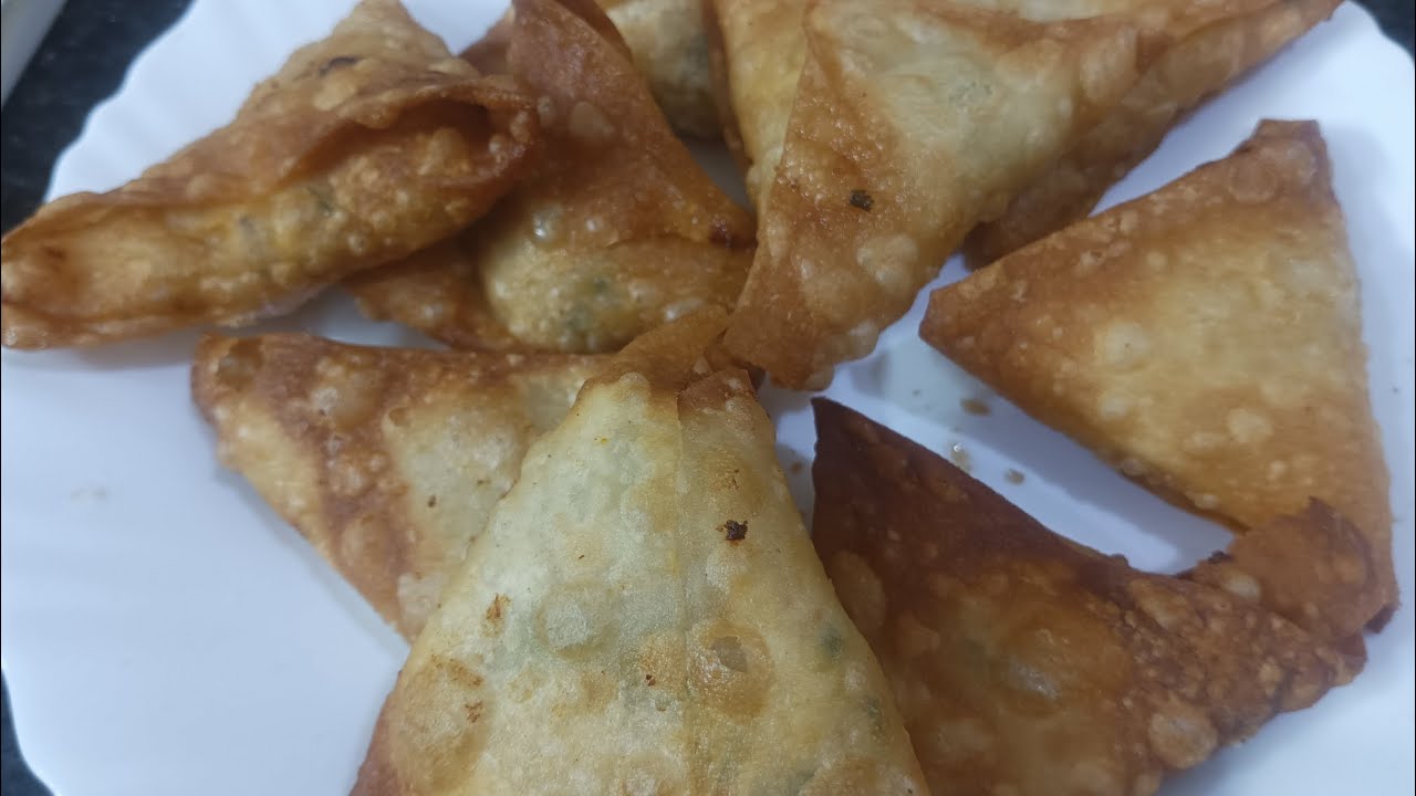Chicken Aloo ka Samosa Recipe Easy and Quick Recipe by Jannat Cuisine Hub 