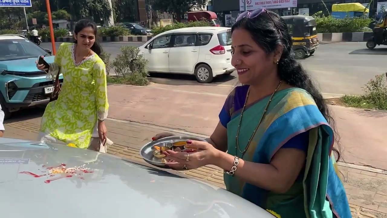 New car add congratulations to sourin tata curvv👏🏻👏🏻🥳🥳❤️❤️❤️#celebration #family #happymoments 