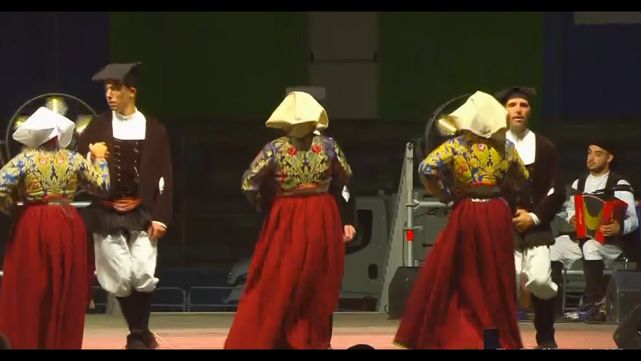 gruppo folk  Meana Sardo  Matteo Casula sa danza  redentore 2024 Nuoro