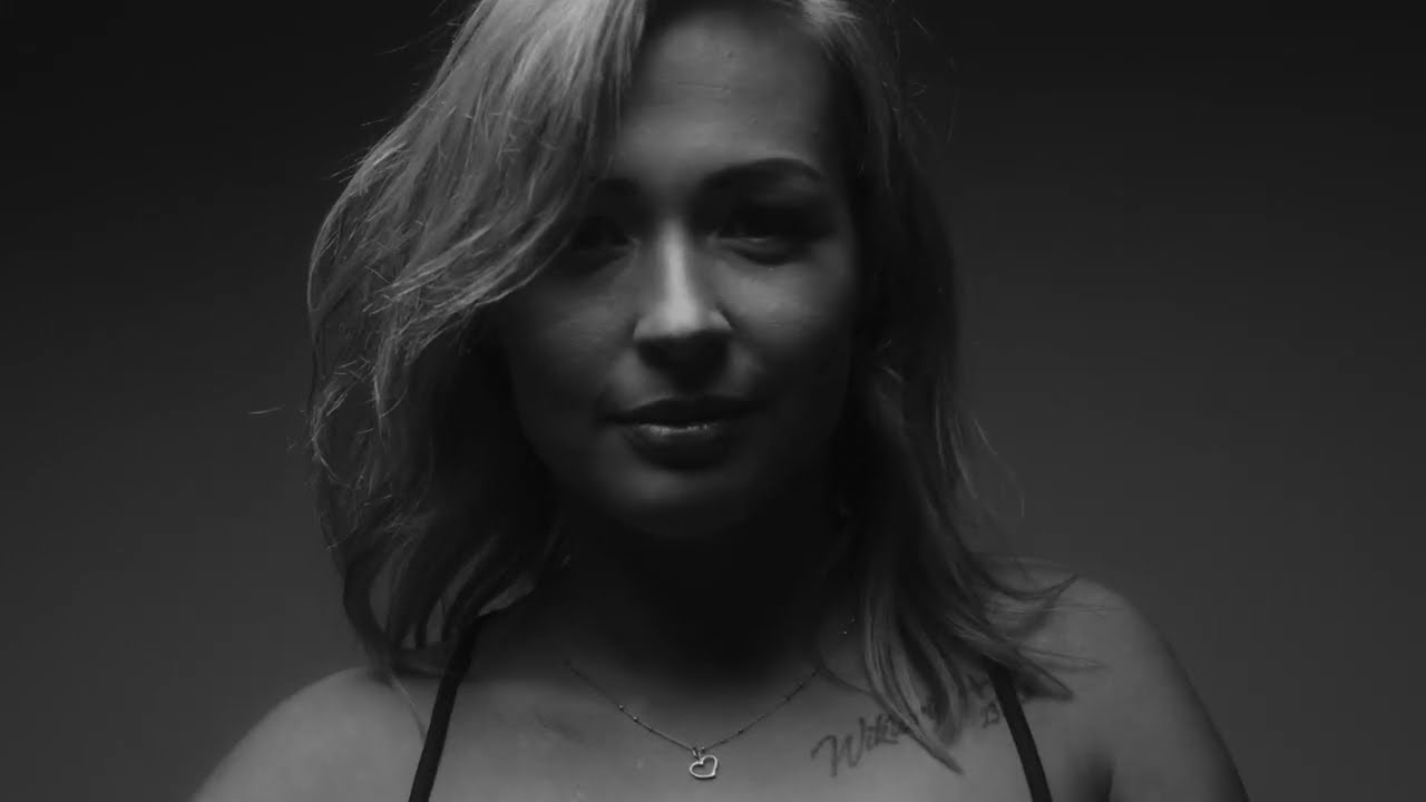 Hanka - Znaki (Official Video)