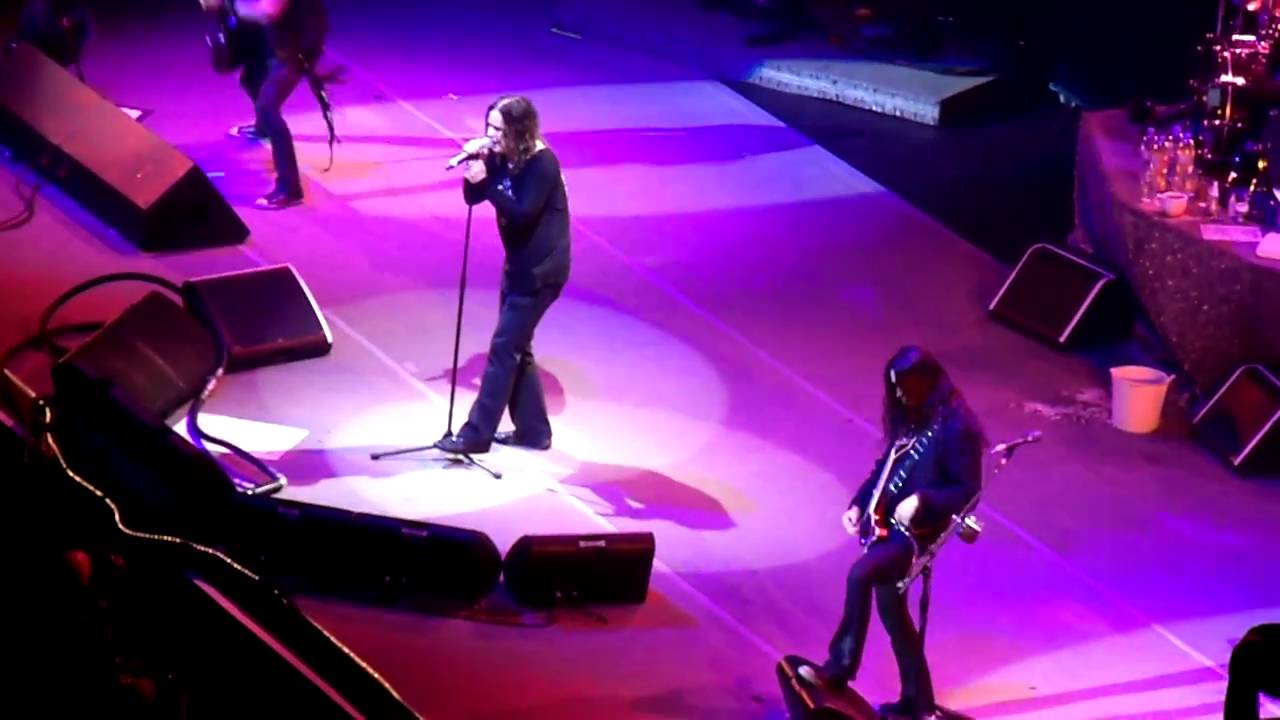 OZZY - MR CROWLEY LIVE MONTREAL 2010