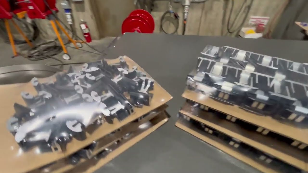 VSA1825 Automatic L-Sealer/VST1710 Shrink Tunnel - Industrial Brackets