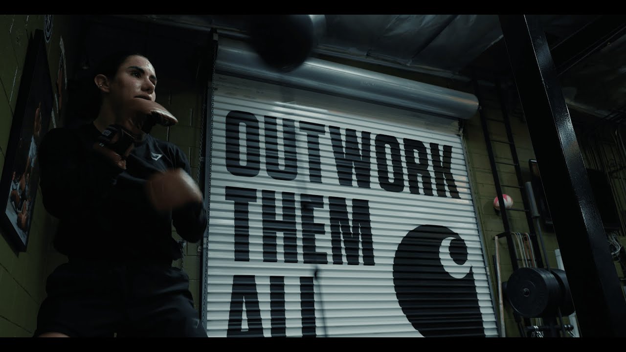 Iron to Leather | How Stefi Cohen Traded Powerlifting for Boxing | Bodybuilding.com