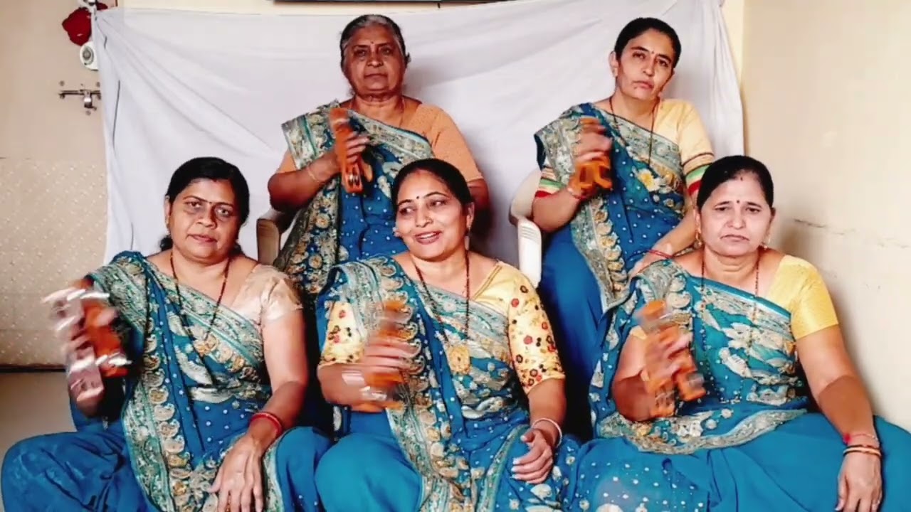 દયા ને નીતિ આપજો રે મારા જીવનમાં અવળા માર્ગ થી પાછા વાળજો( નીચે લખેલું છે)