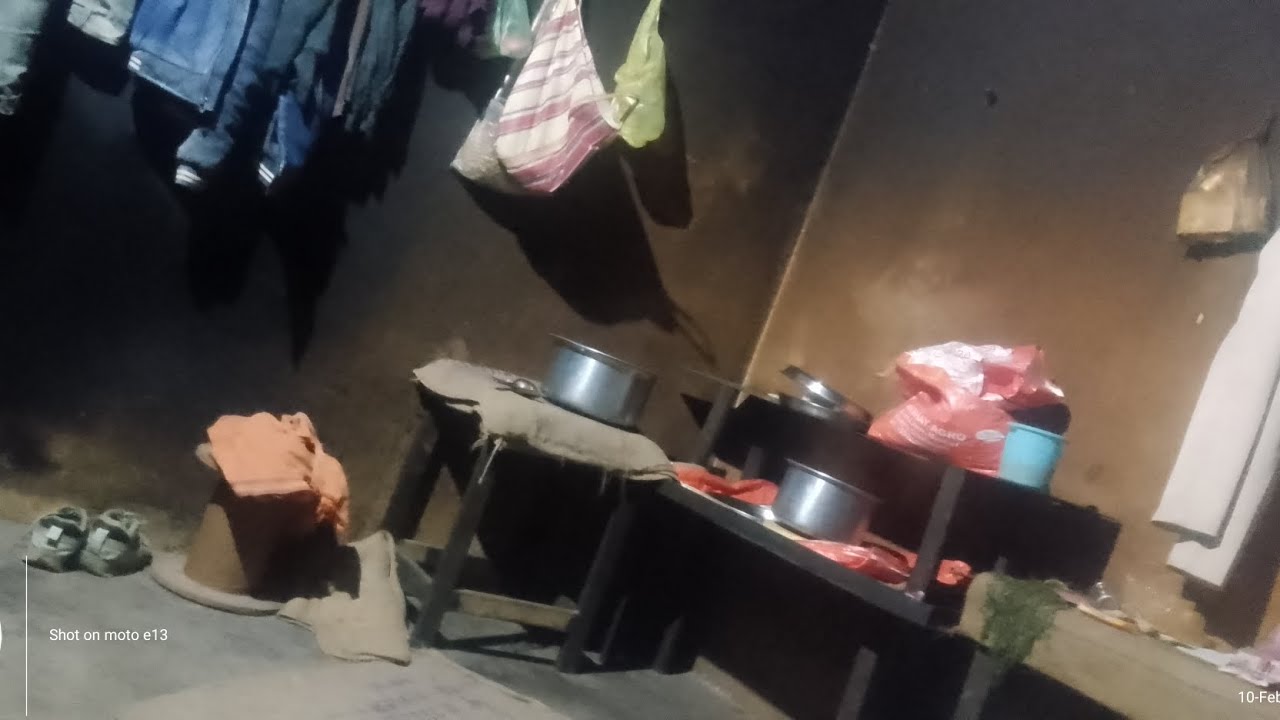 नींद से उठते ही रूम का हाल 😴🏠