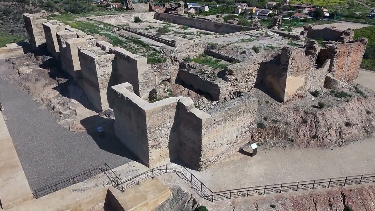 CASTILLO Y CRISTO DE MONTEAGUDO