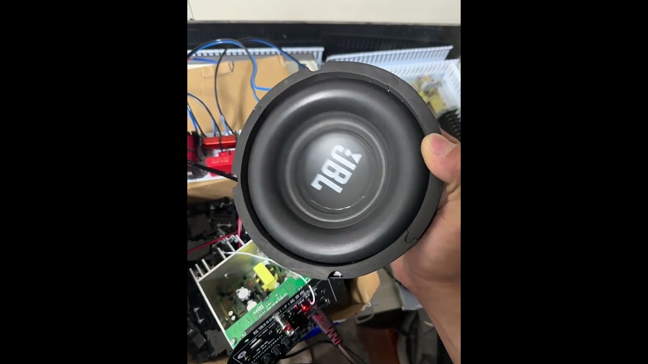 Củ Loa Sub Si&ecirc;u Trầm Jbl 6.5 Inch Đ&aacute;nh Bass Cực Mạnh
