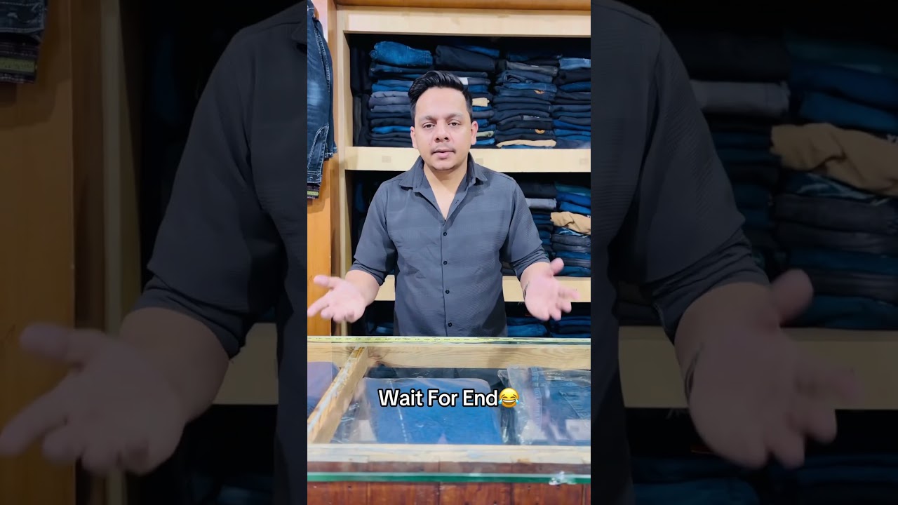 Garments shop funny video😂 #foryou #comedy #tshirtandjeans #25january #funny #shirtsonline