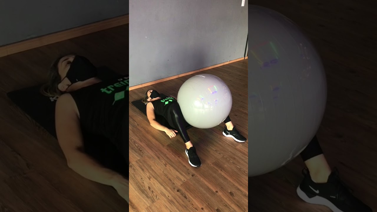 Adutor com a bola