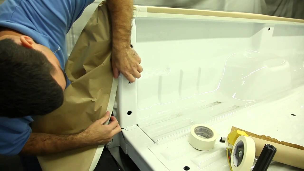 Как наносить защитное покрытие Rhino Linings® на кузов грузовика
