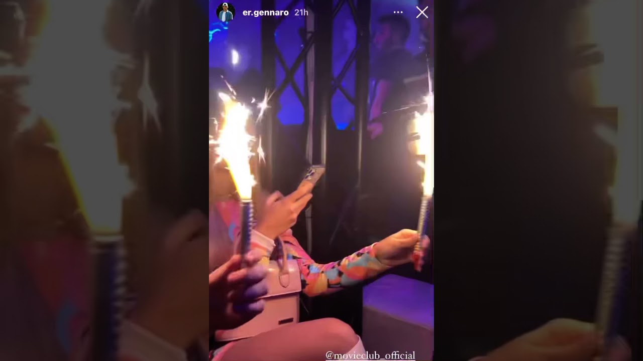 Er Gennaro inizia a divertirsi da ragazzo single ma viene criticato