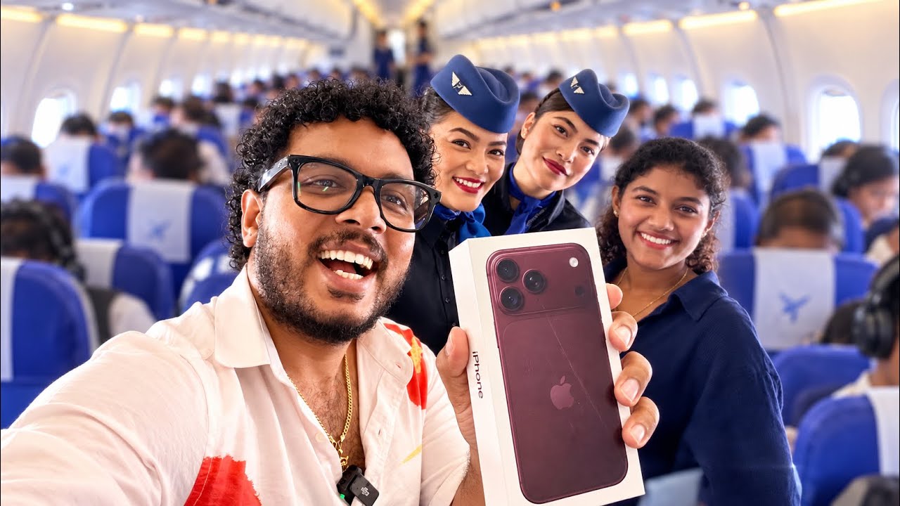 India&rsquo;s First iPhone 18 Pro Max Unboxing&hellip;in a Plane! ✈️