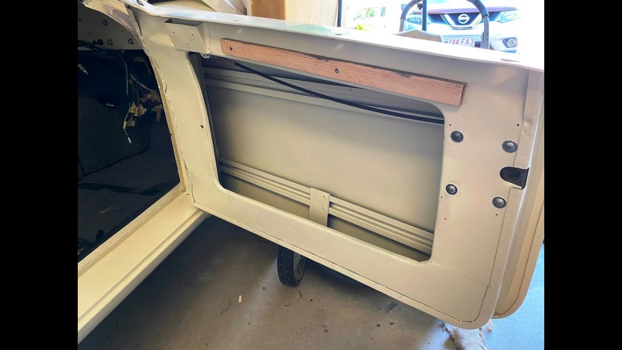 MGA Restoration 2019 Aussie Pt. 89 - Door Preparation and Paint
