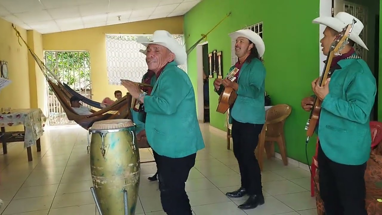 Cumbias con sabor al ritmo de los Pirulinos De El Salvador para contratos 77172250