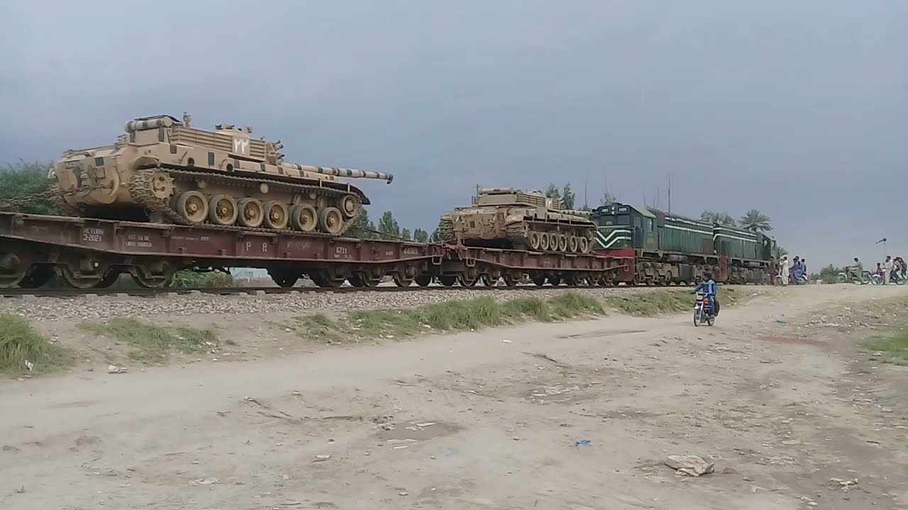 Up Military Special Train with GMCU-15 multiple Unit Passing Sanawan|| 13-04-19