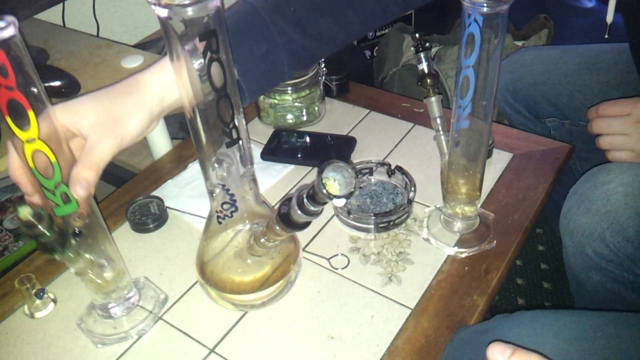 Bong Gauntlet
