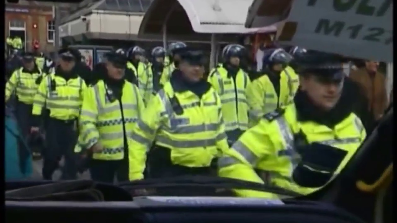 English Football Hooligans - West Ham United v Millwall (2005)