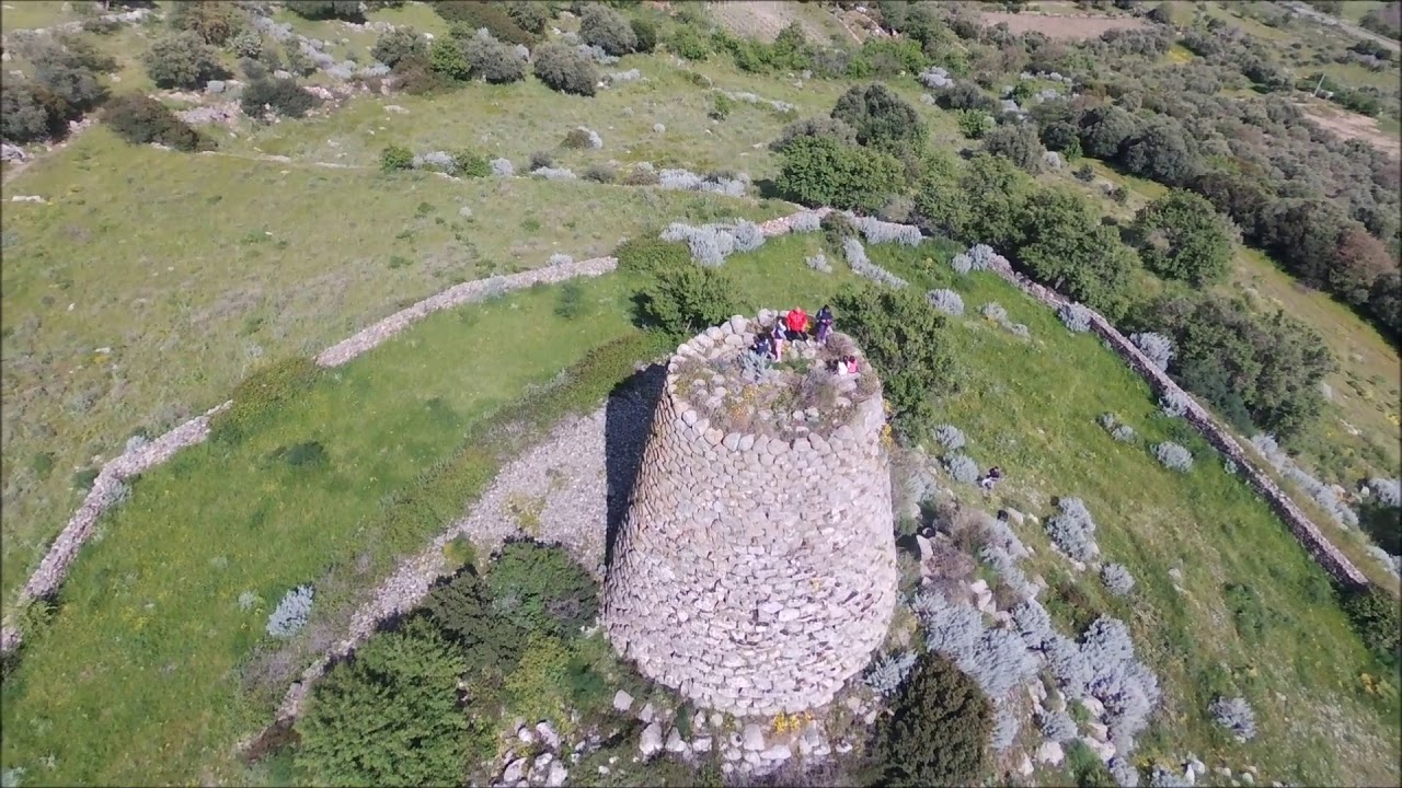 Sua maestà Orolio: un nuraghe da salvare