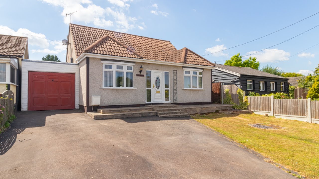 Oakmead Road, Point Clear, Essex