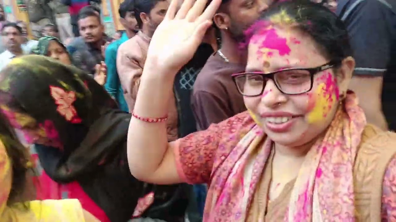 द्वारकाधीश मंदिर में भक्तों ने खेली होली 🙏🌹🌹🙏🌹🙏🌹