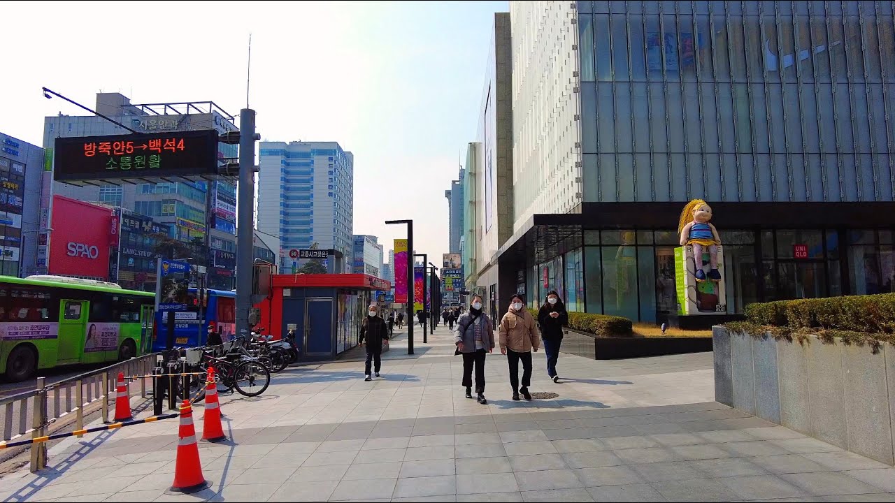 Provincial City Cheonan - Downtown Area - Korea Walk 🚶‍♂️ In Late March