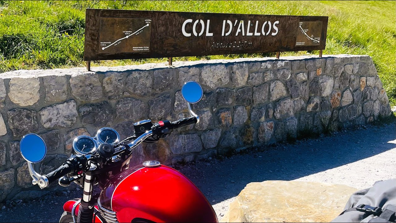 COL D'ALLOS (2240 m) / FRENCH ALPS / BONNEVILLE T120