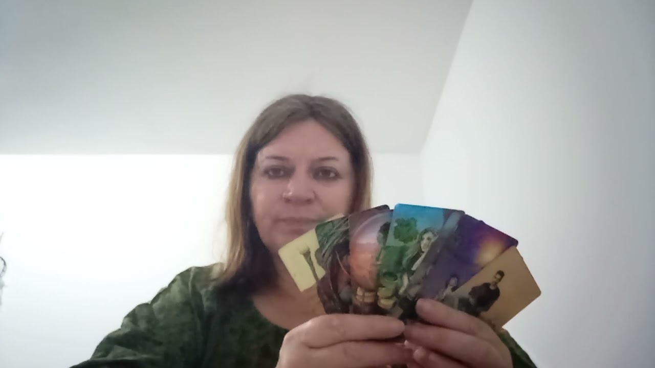 Cineva are ochii țintă asupra ta și nu va mai putea să tacă! Te imaginează goală!!