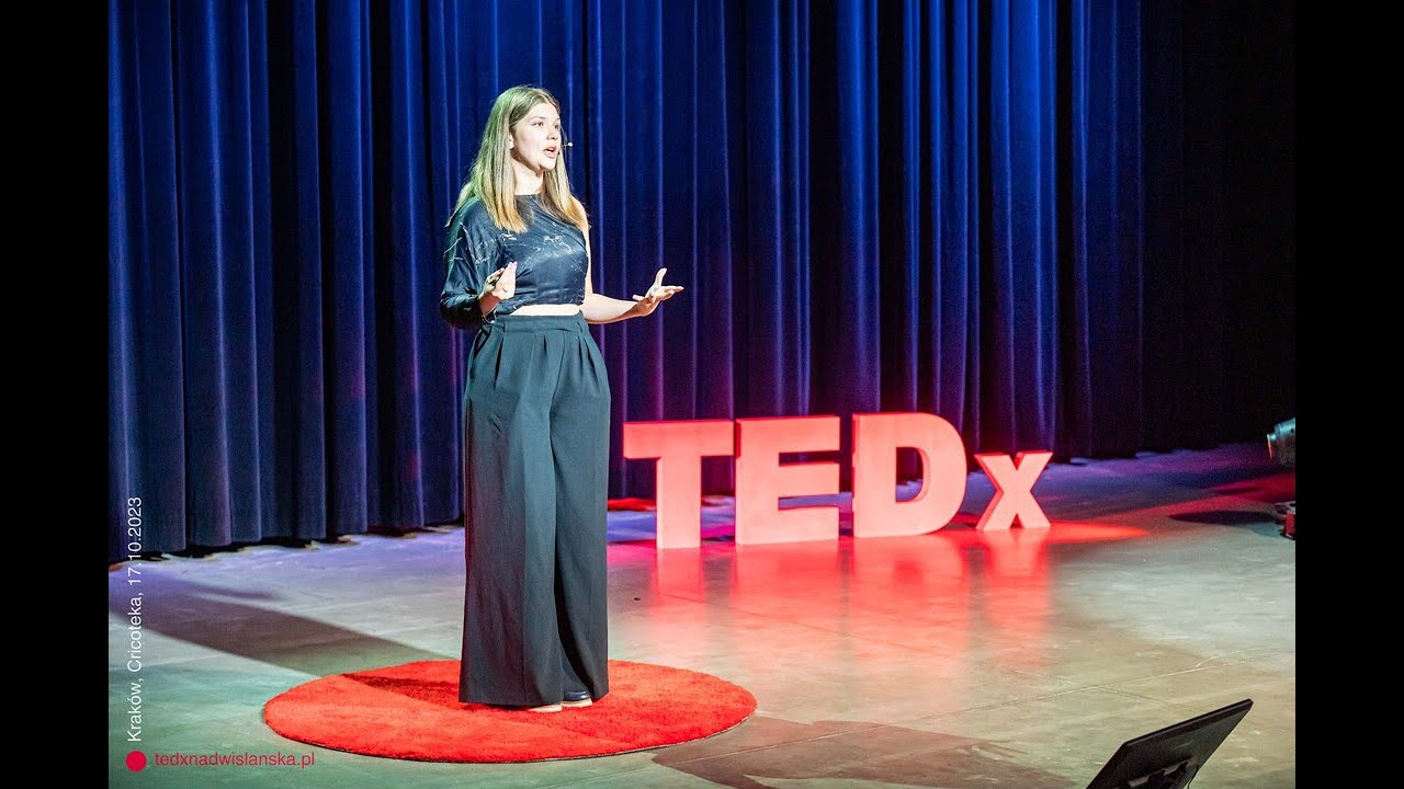 Czy technologia może nas uratować?  | Julia Gałosz | TEDxNadwiślańskaSt