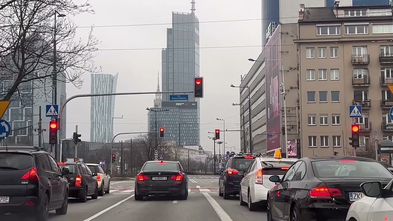 На видео изображен город Варшава второй Нью-Йорк!