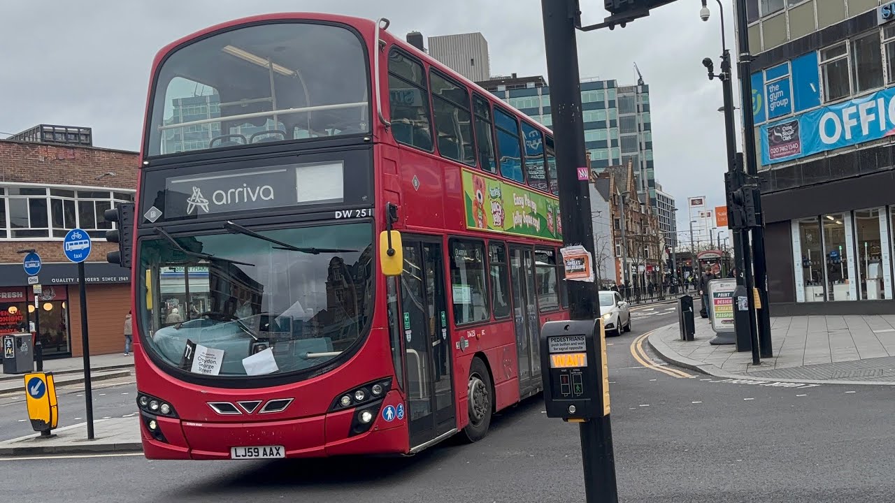 VDL DB300 Wright Gemini 2 Arriva London DW251 LJ59AAX Route T2 Croydon George Street 