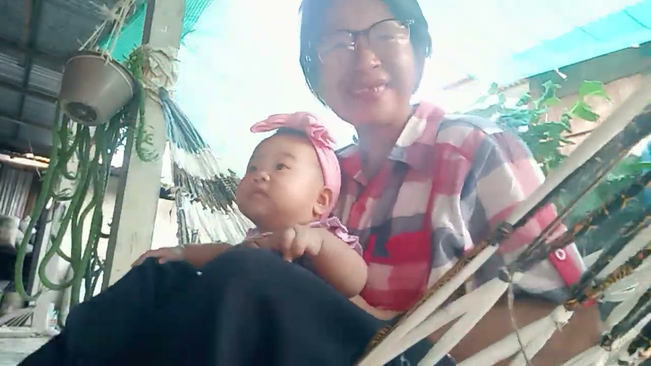 น้องยี่หวาสวัสดียามบ่ายค่ะ