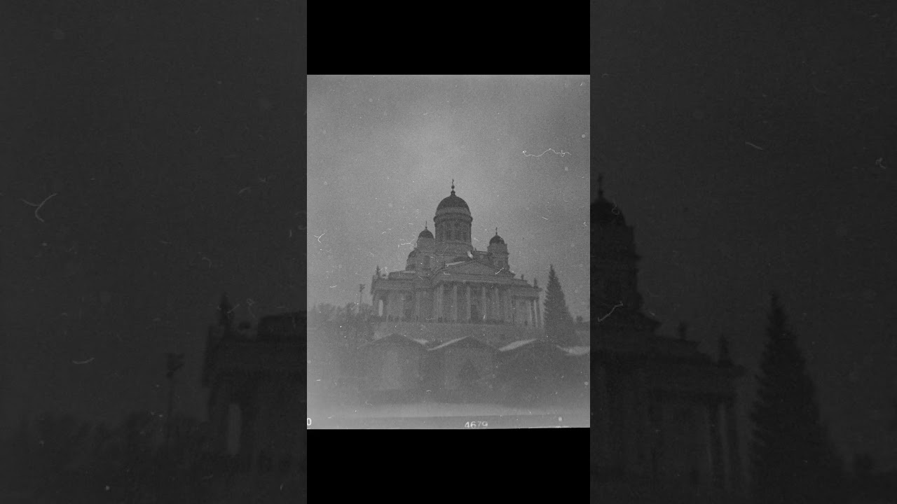 Some Holga shots on Finnish independence day! Film used: Bergger Pancro 400💙Hyv&auml;&auml; itsen&auml;isyysp&auml;iv&auml;&auml;!