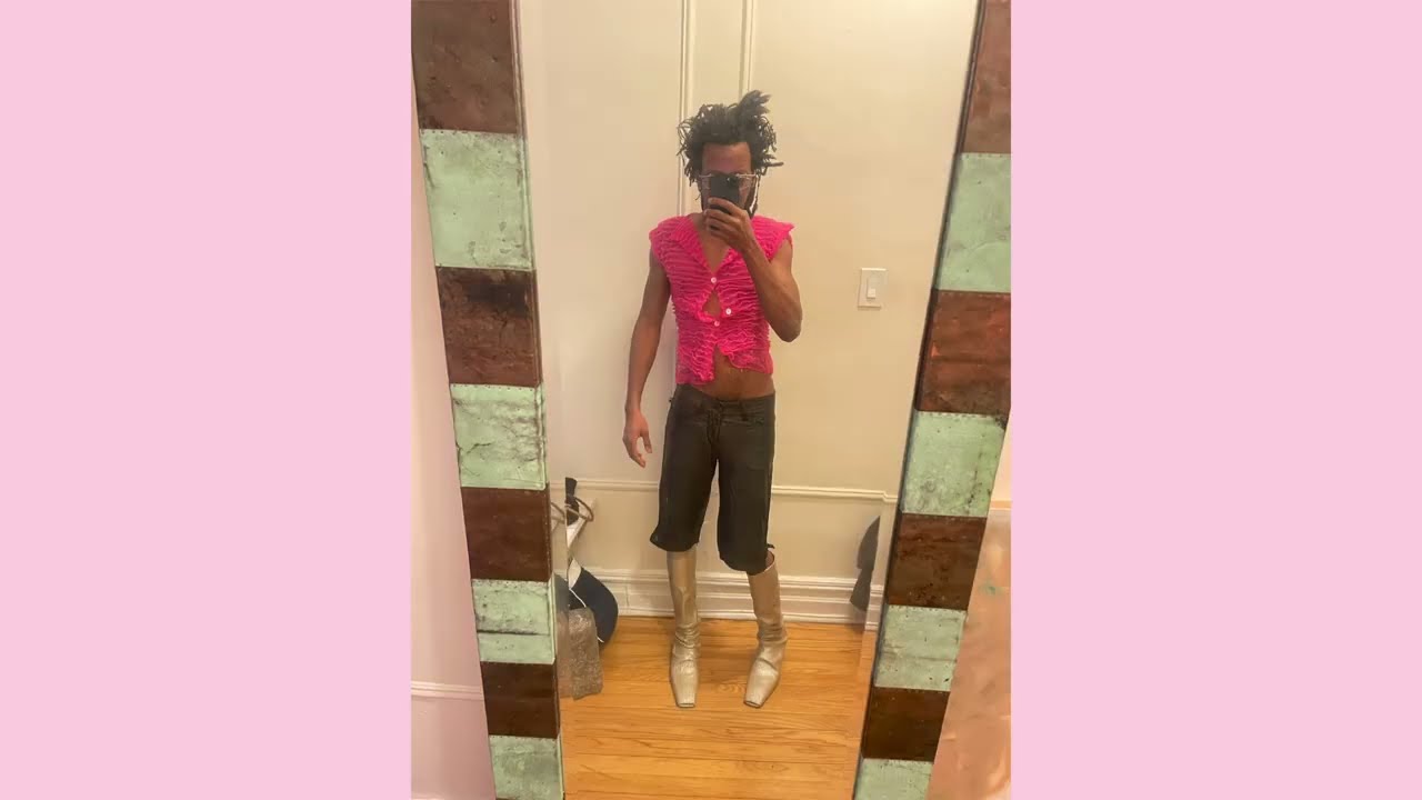 NEW YORK – skinny jeans